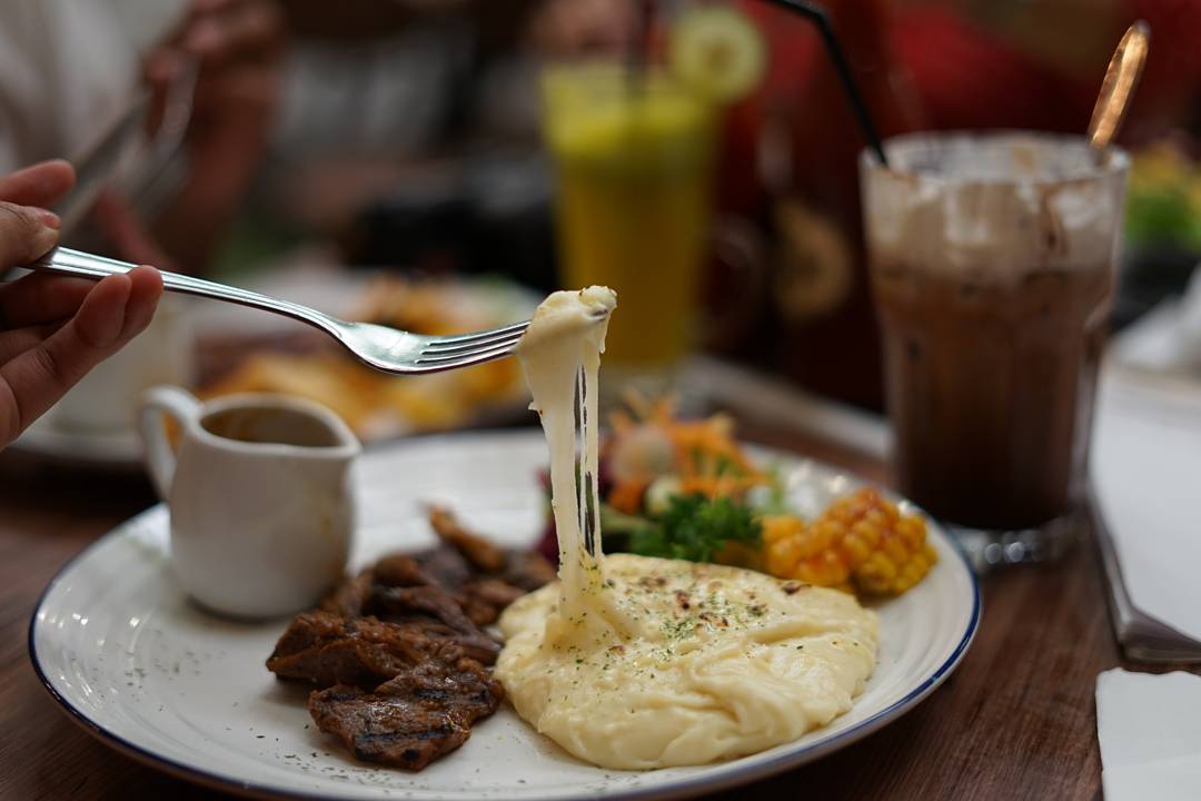 Terus Berinovasi dan Meningkatkan Kualitas Makanan
